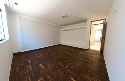 VENTA DE CASA DE 2 PISOS EN URB. FEDERICO VILLARREAL